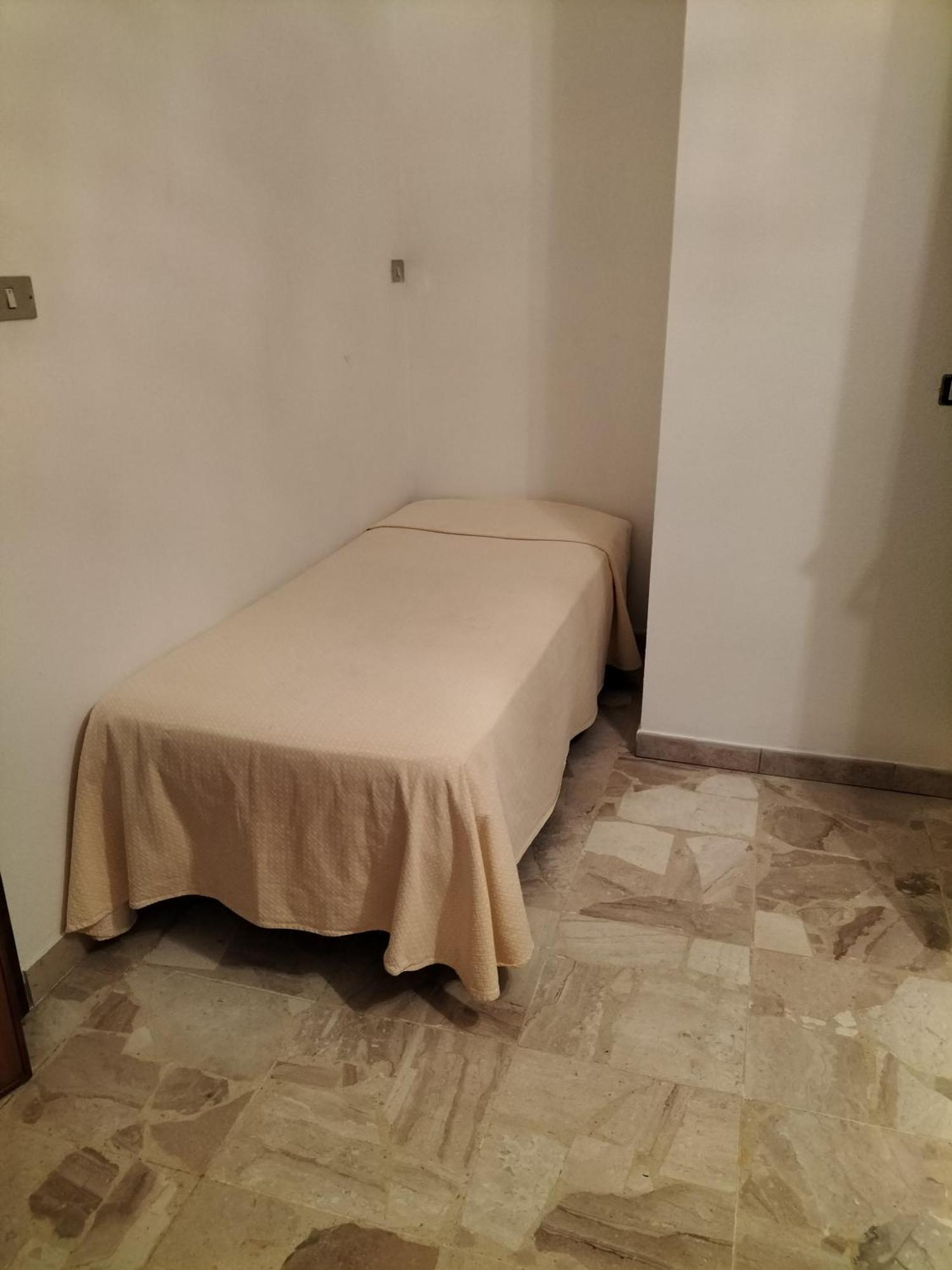 B&B Anna Piscinas Zimmer foto